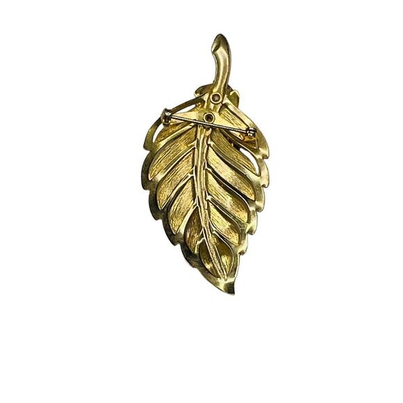 Vintage Gold Leaf Pin Inlaid with Pearl & Jade - Picture 4 of 7